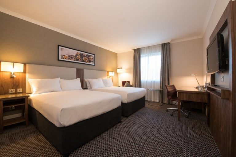DoubleTree by Hilton Edinburgh Airport6 768x513